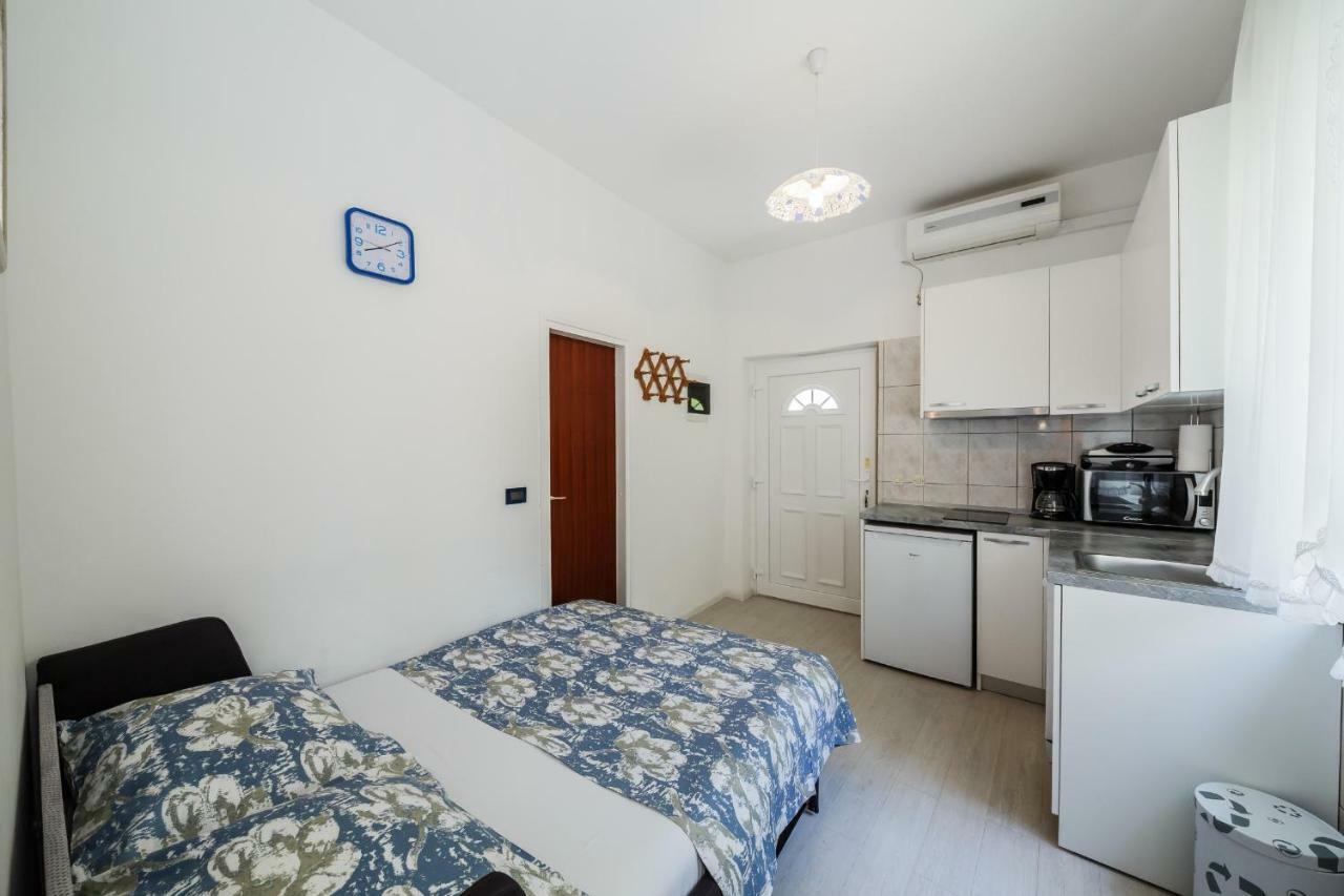 Apartments Sea Star Kaštela Kültér fotó